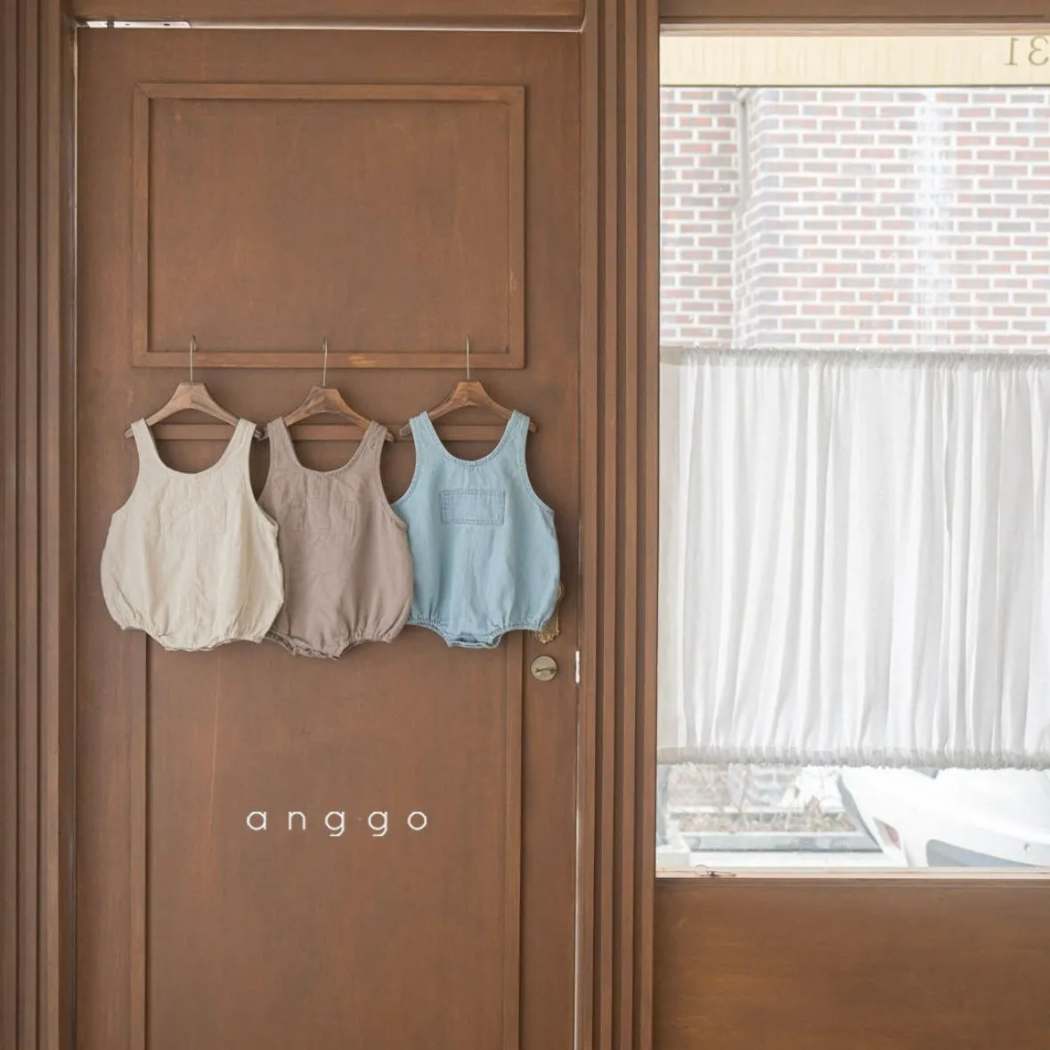 [anggo] brownie overall romper (brown) - SS24